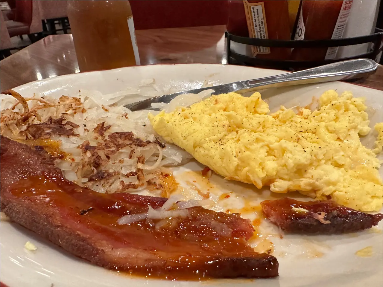 Photo of a bacon and egg breakfast