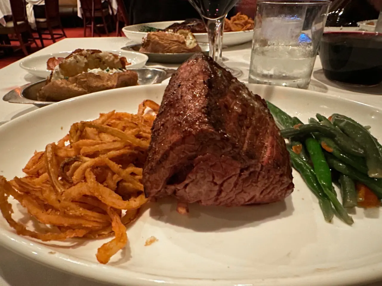 Photo of a chateaubriand with sides